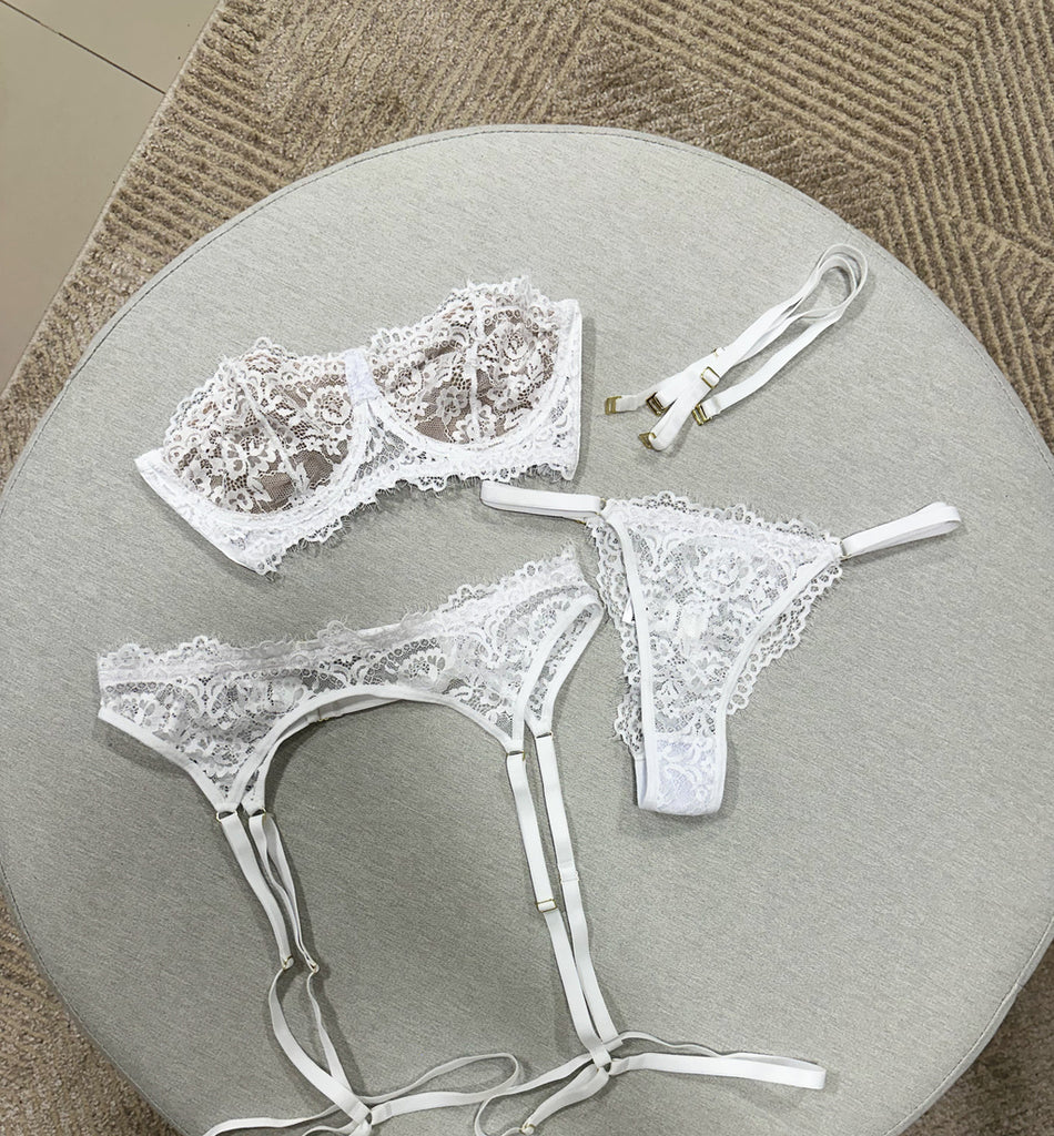 Conjunto Calcinha E Sutiã De Renda Kate